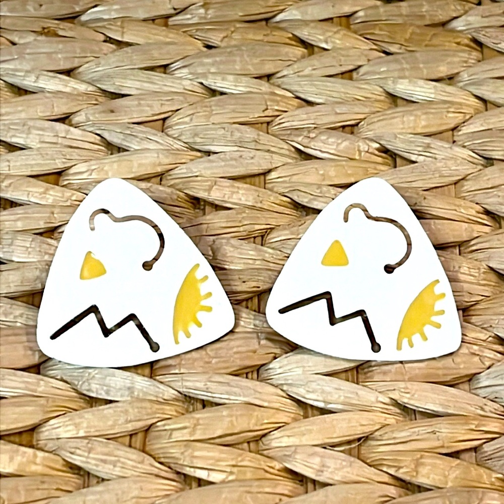 Vintage 80s Metal and Enamel Graphic Earrings